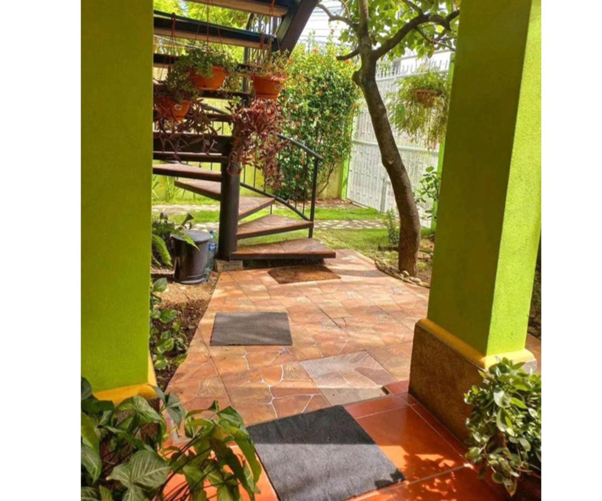 Hostal San Antonio Leon Exterior photo