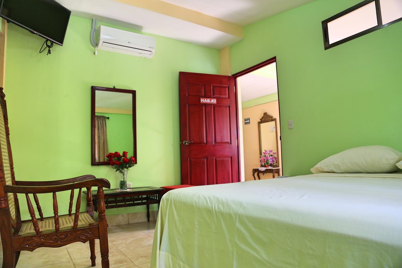 Hostal San Antonio Leon Exterior photo
