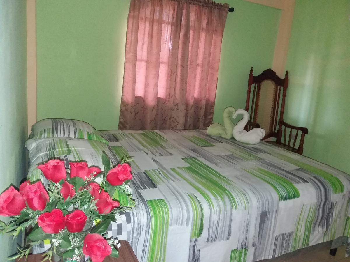 Hostal San Antonio Leon Exterior photo